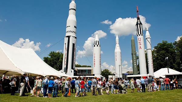 charter bus huntsville alabama attractions us space and rocket center