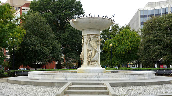 charter bus washington dc attractions fountain at duport circle